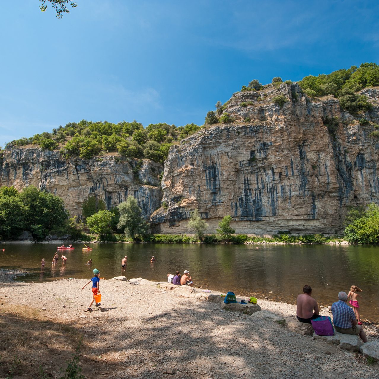 baignade dans la dordogne à gluges